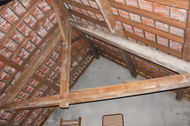 Maison - 200 m² - 8 pièces