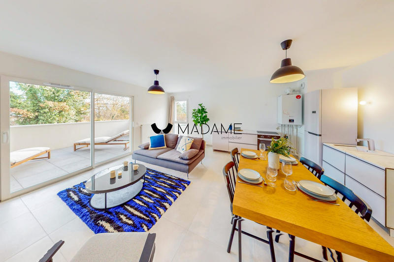 Appartement - 83 m² - 4 pièces