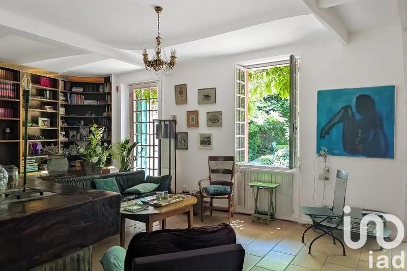 Maison - 186 m² - 8 pièces