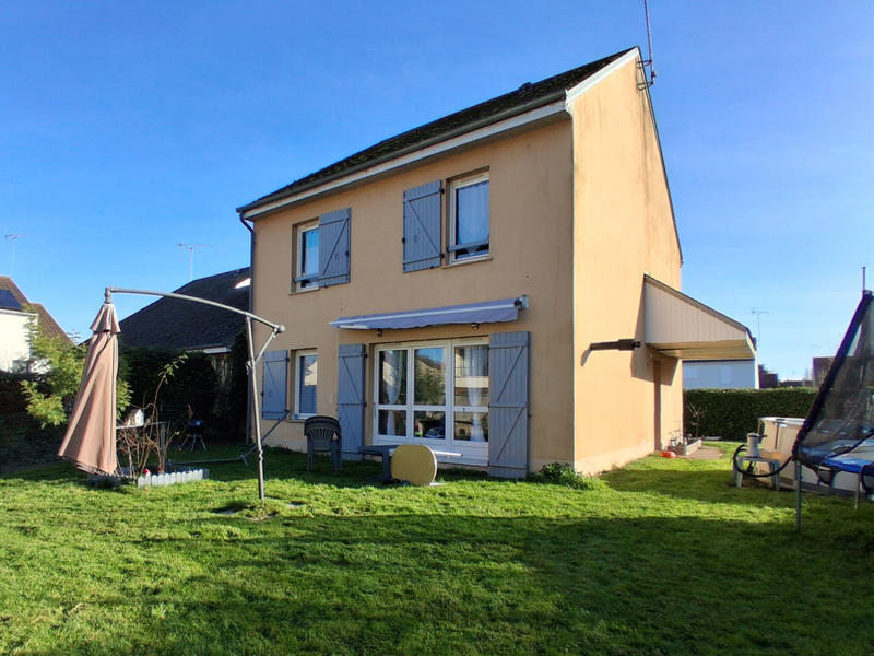 Maison - 103 m² - 5 pièces