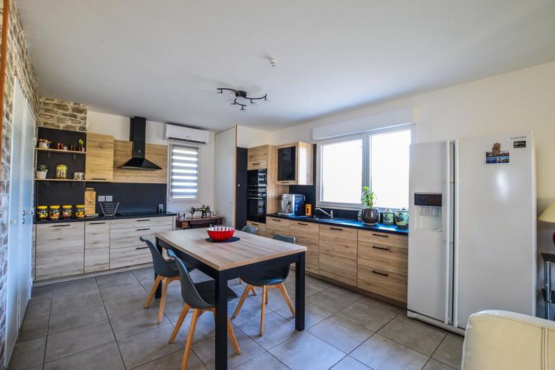 Maison - 83 m² - 4 pièces