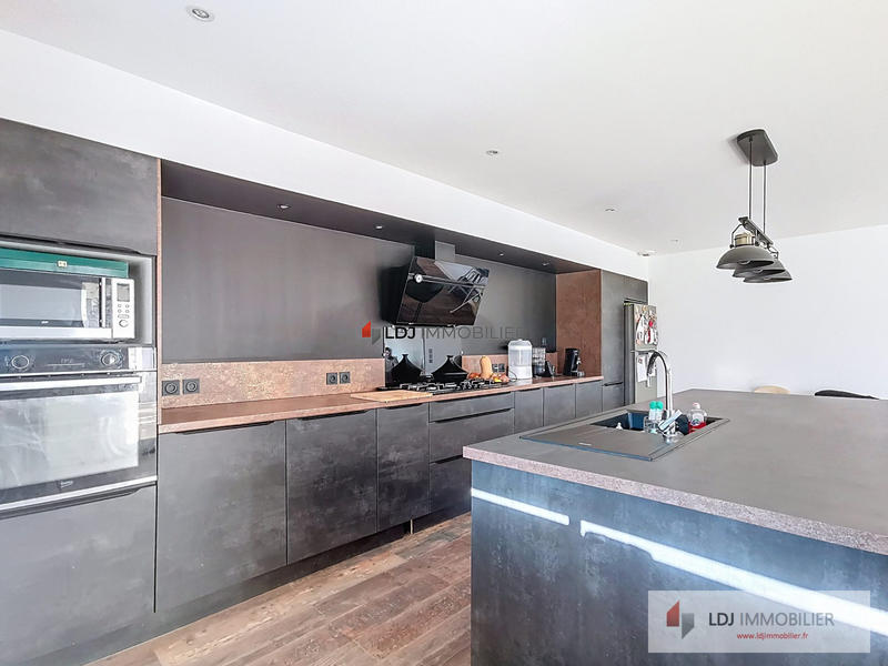 Maison - 132 m² - 5 pièces