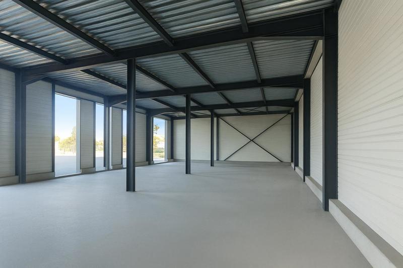 Entrepôt - 438 m²