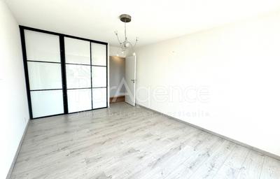 Appartement - 91 m² - 3 pièces