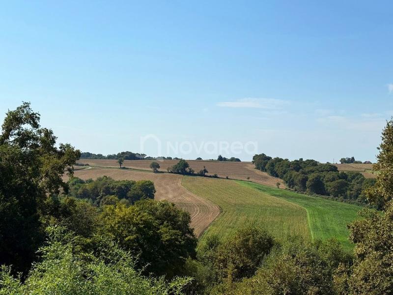 Maison - 169 m² - 11 pièces