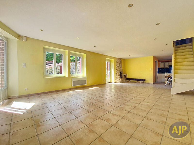 Maison - 114 m² - 4 pièces