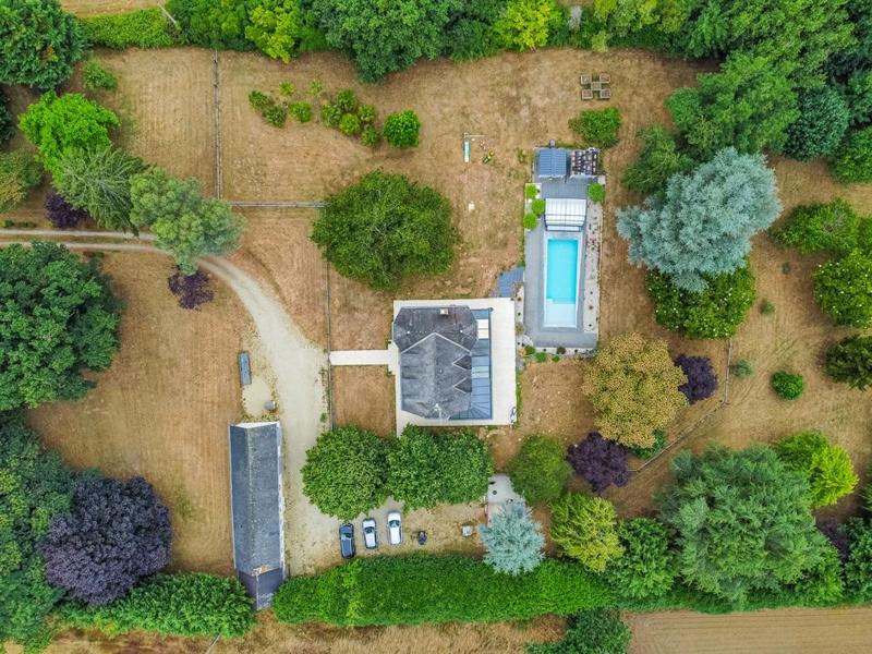 Maison - 170 m² - 6 pièces