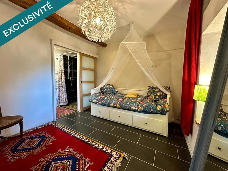 Maison - 271 m² - 9 pièces