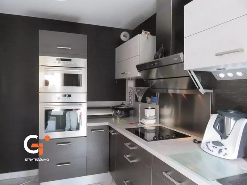 Appartement - 103 m² - 5 pièces