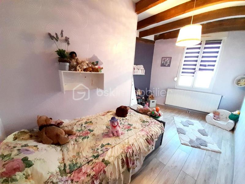 Maison - 270 m² - 12 pièces