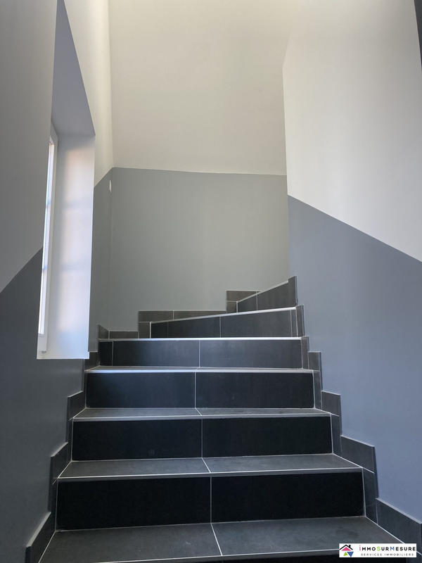 Appartement - 90 m² - 4 pièces