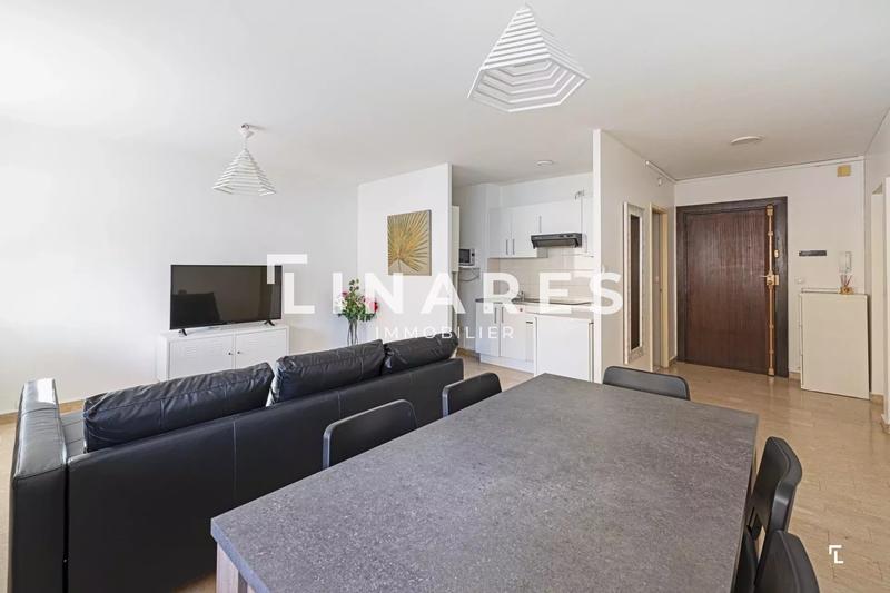 Appartement - 79 m² - 4 pièces