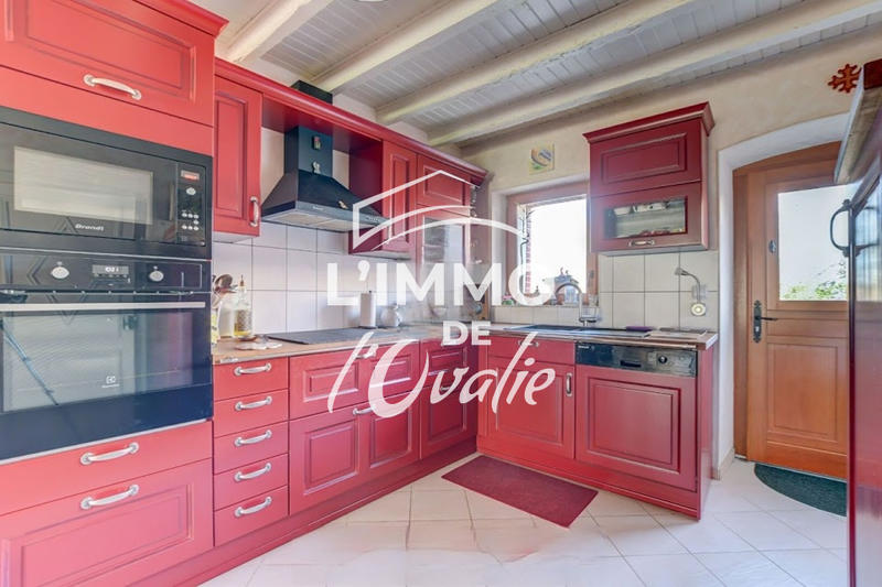 Maison - 394 m² - 16 pièces