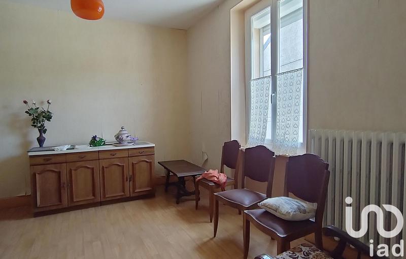 Maison - 185 m² - 9 pièces