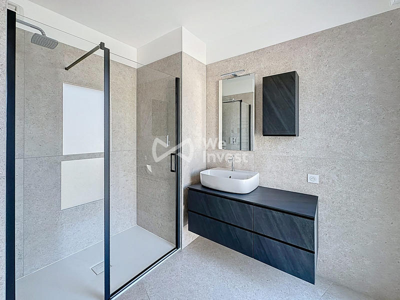 Appartement - 84 m² - 3 pièces