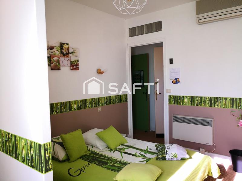 Local commercial - 380 m² - 16 pièces