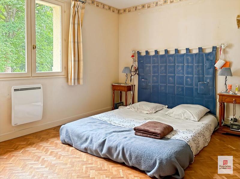 Maison - 203 m² - 8 pièces