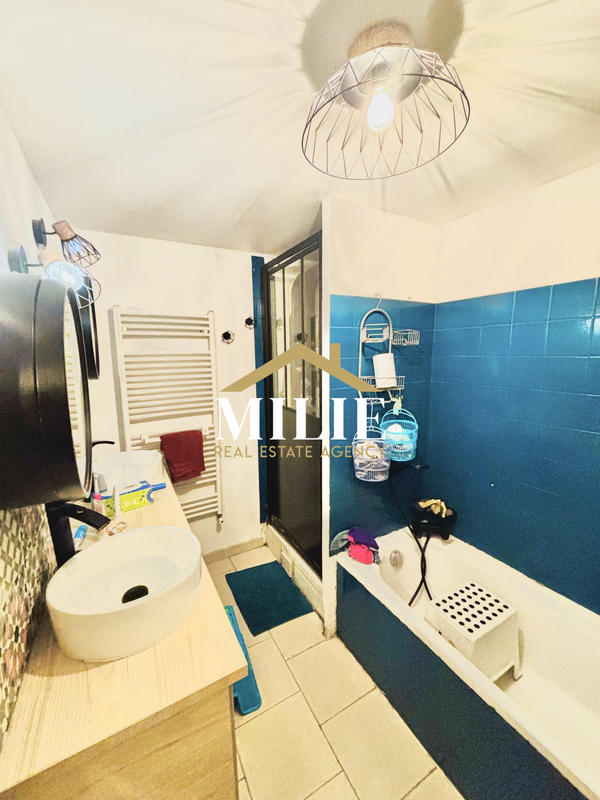 Appartement - 96 m² - 4 pièces