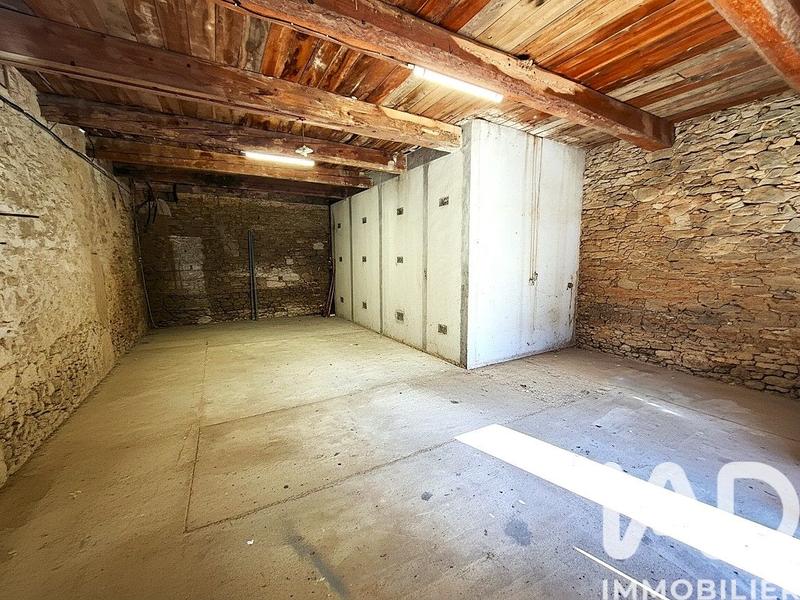 Maison de village - 240 m² - 7 pièces