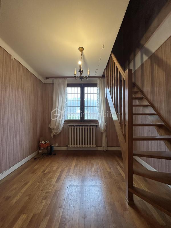 Maison traditionnelle - 122 m² - 5 pièces