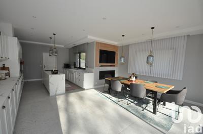 Maison de maîtres - 280 m² - 8 pièces