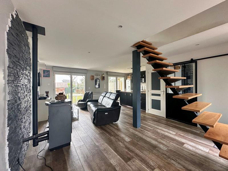 Maison traditionnelle - 91 m² - 4 pièces