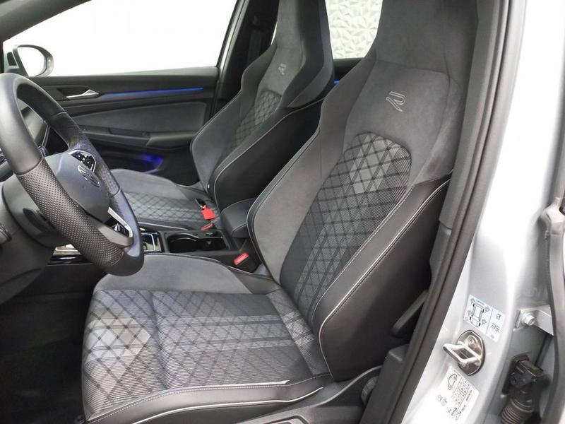 Volkswagen Golf 1.5 eTSI Opf 130 Dsg7 R-Line