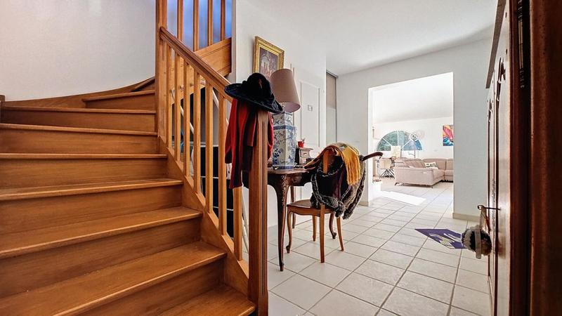 Maison - 133 m² - 6 pièces