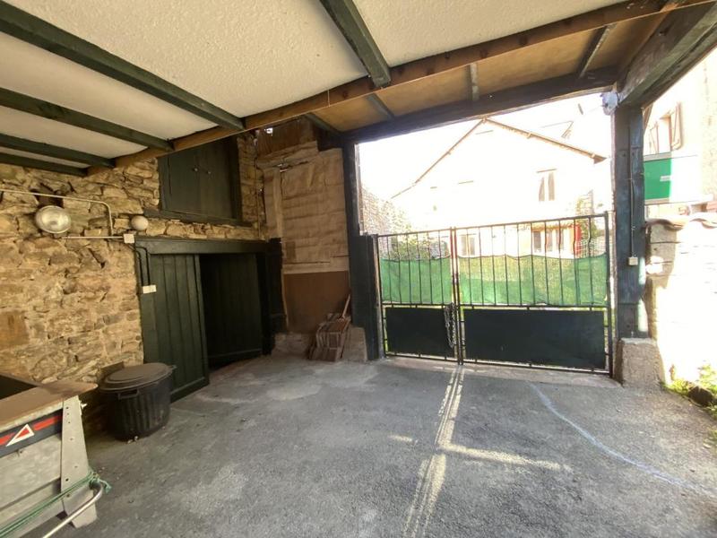 Maison en pierre - 85 m² - 4 pièces