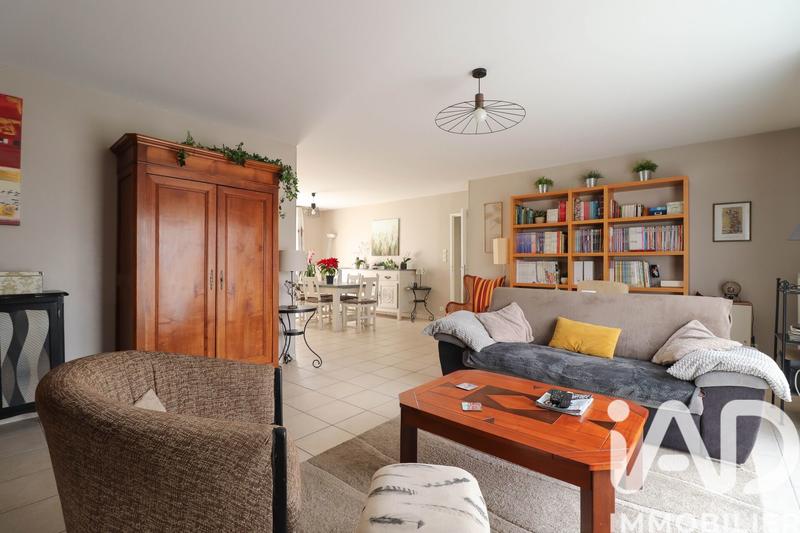 Maison - 104 m² - 4 pièces