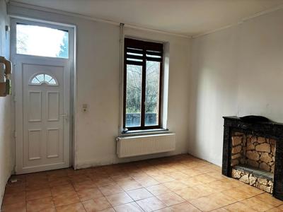 Maison - 90 m² - 6 pièces