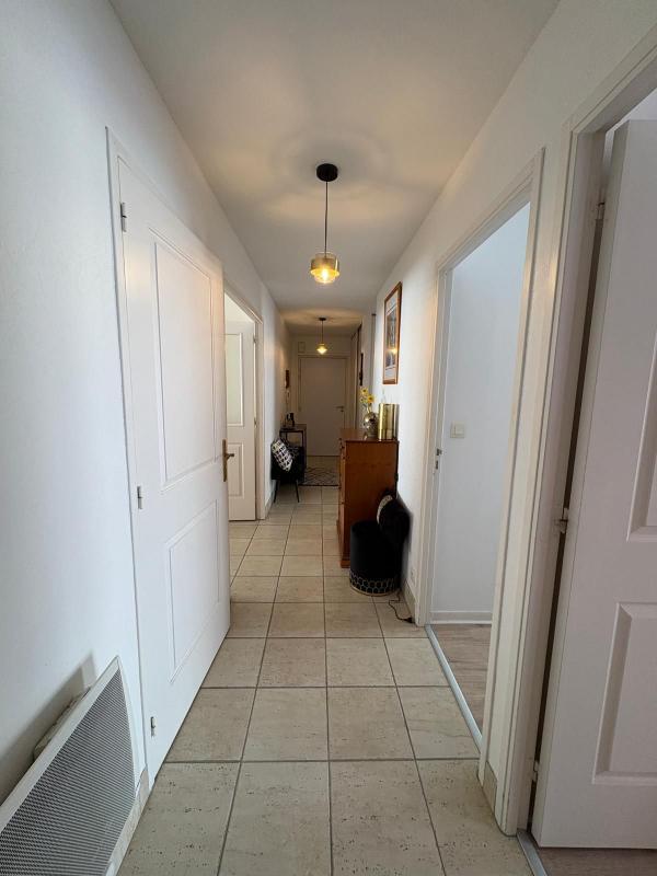 Appartement - 98 m² - 3 pièces