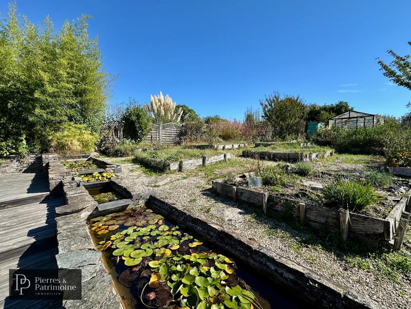 Propriété - 373 m² - 10 pièces