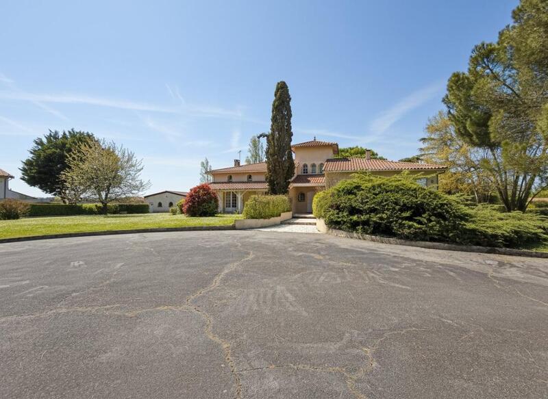 Maison - 169 m² - 4 pièces