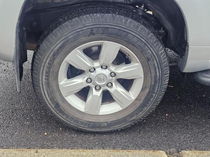 Toyota Land Cruiser (Kdj150) (2) 177 d-4d Life 3p Bv6 5 Places