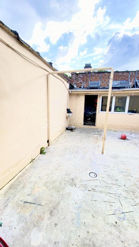 Maison - 96 m² - 4 pièces