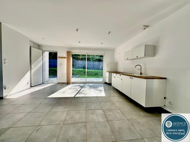 Maison - 88 m² - 4 pièces