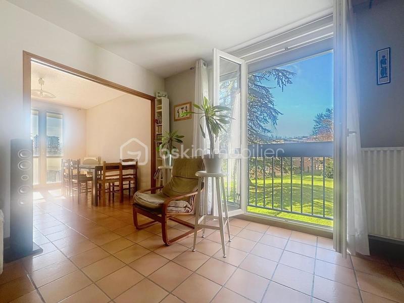 Appartement - 79 m² - 4 pièces