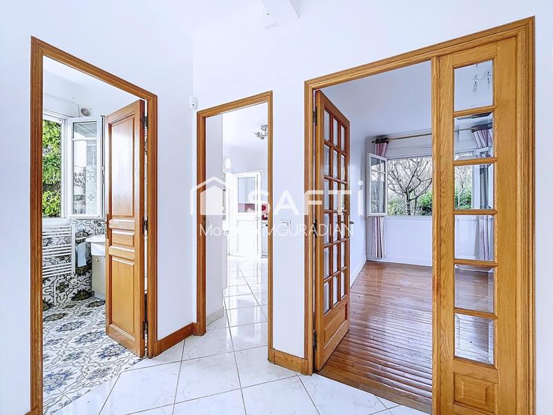 Maison - 146 m² - 6 pièces