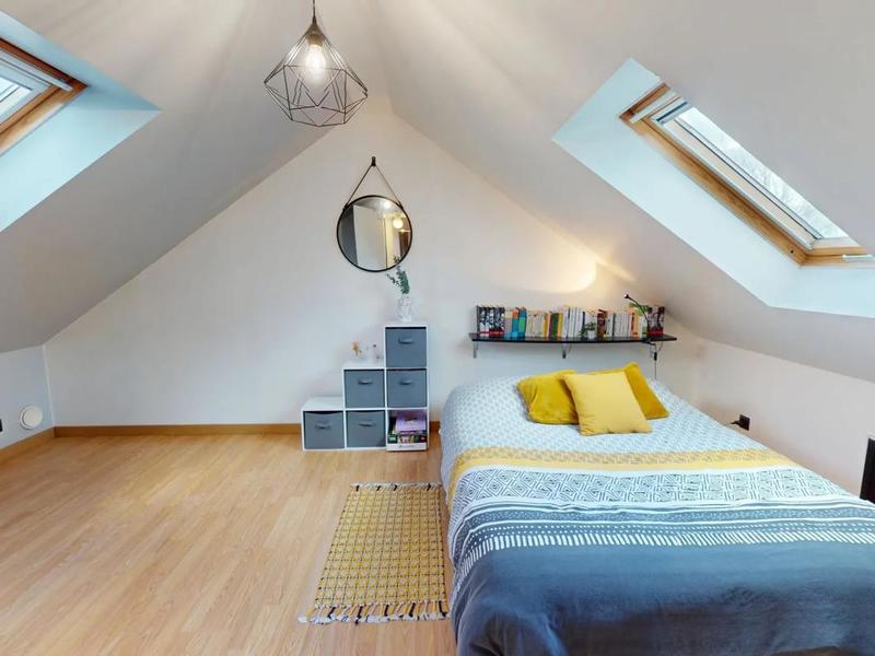 Maison - 106 m² - 6 pièces