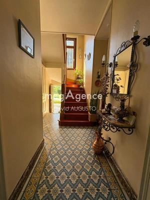 Propriété - 154 m² - 7 pièces