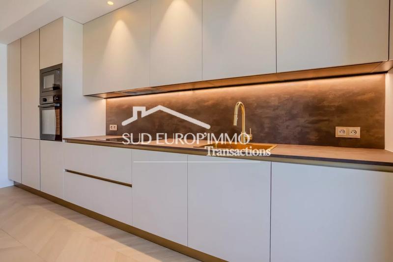 Appartement - 75 m² - 3 pièces