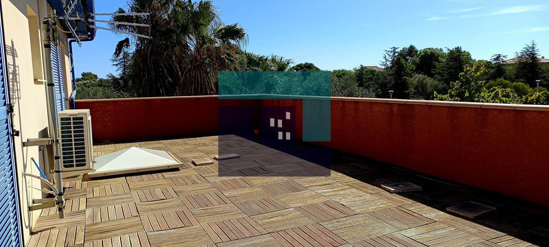 Villa - 256 m² - 7 pièces