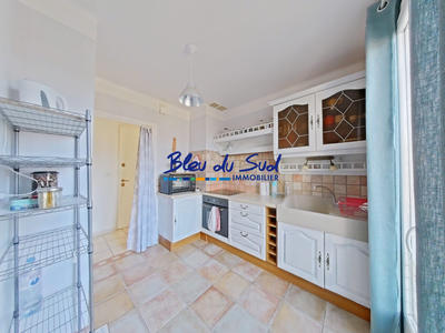 Appartement - 75 m² - 4 pièces