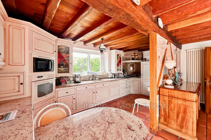 Maison - 201 m² - 6 pièces