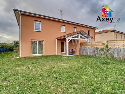 Maison - 91 m² - 4 pièces