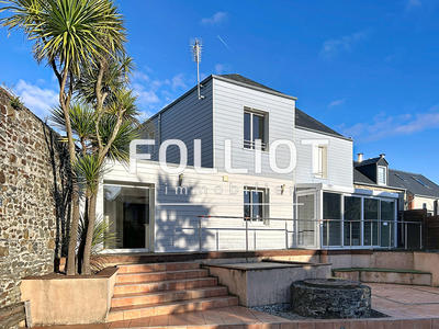 Maison - 170 m² - 5 pièces