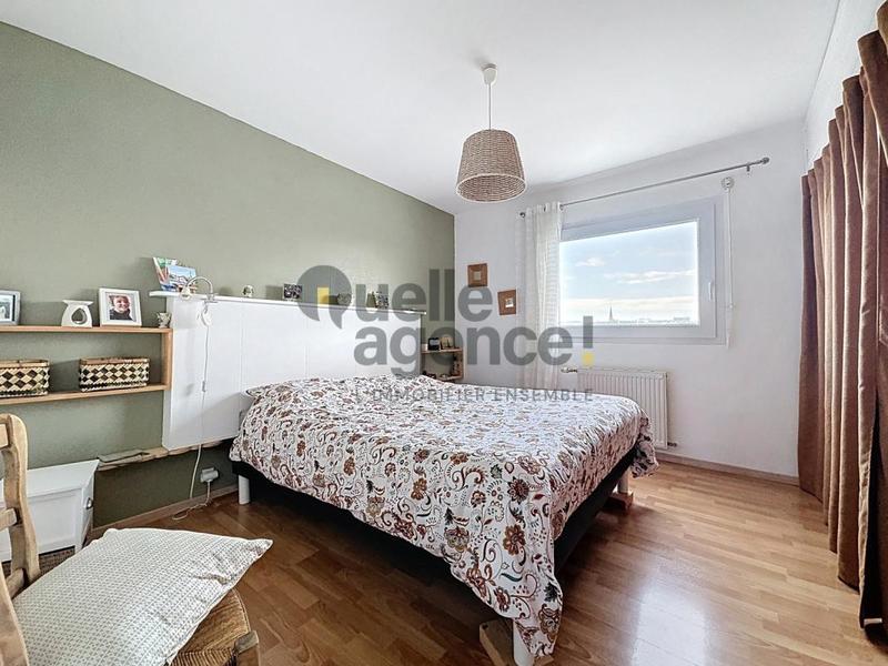 Maison - 175 m² - 6 pièces