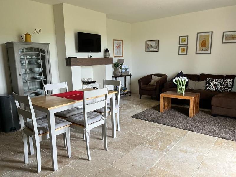 Maison traditionnelle - 265 m² - 10 pièces