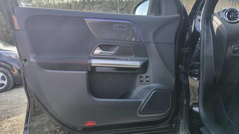 Mercedes Classe Gla H247 250e 218 Eq Power 8g-Dct Amg Line - Automatique Toit ouvrant